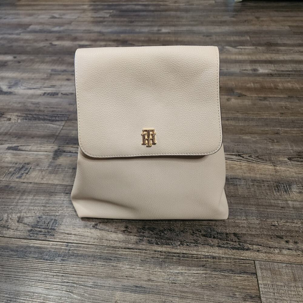 NWT Tommy Hilfiger backpack purse light beige D